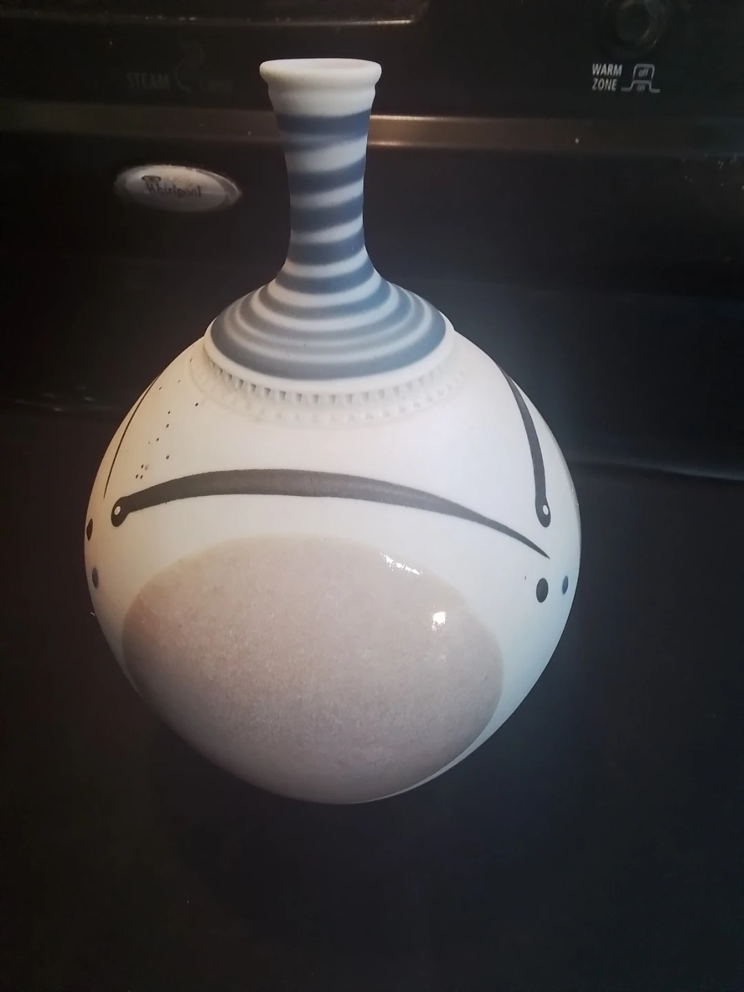 Post Modern Gordon and Jane Martz Art Pottery Vase Signed 5x8" - photo 3