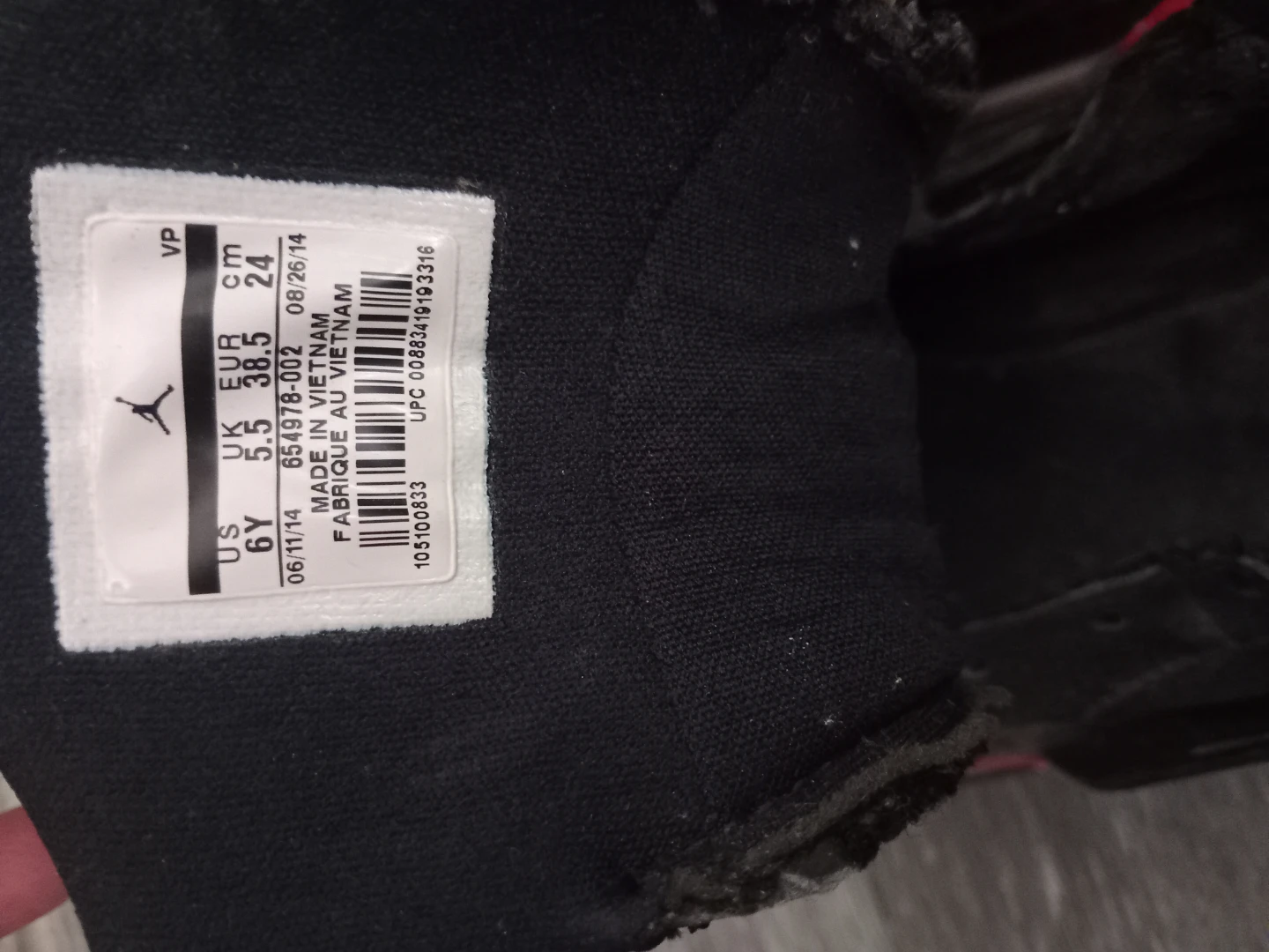 Kids Clothing & Sneakers - photo 2