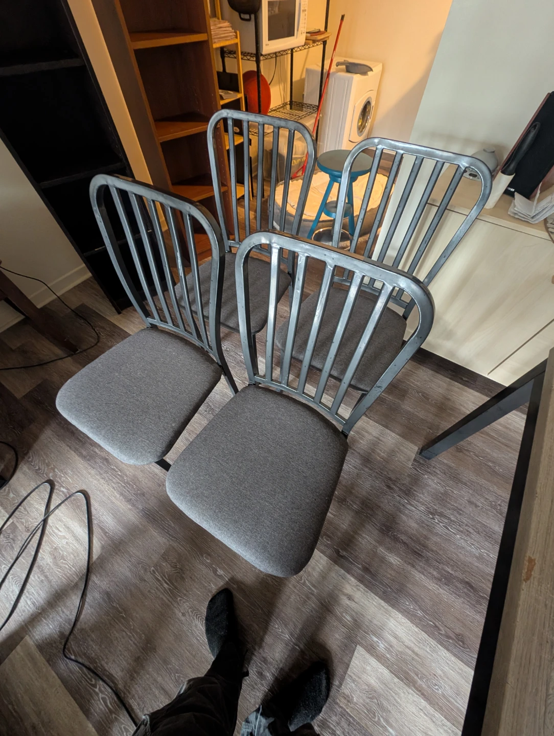 Dining Table and 4 Chairs Set - photo 3