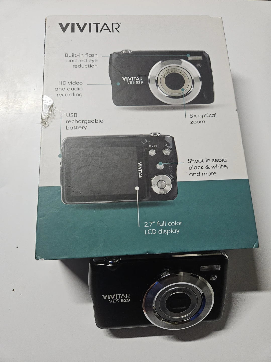 Vivitar VES 529 Digital Camera - 8x Optical Zoom