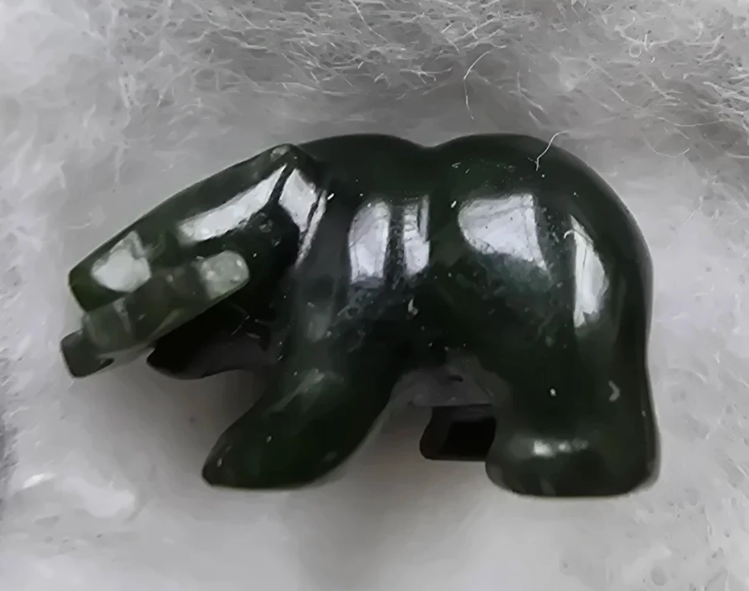 1 inch Carved jade Stone Bear Figurine - photo 3