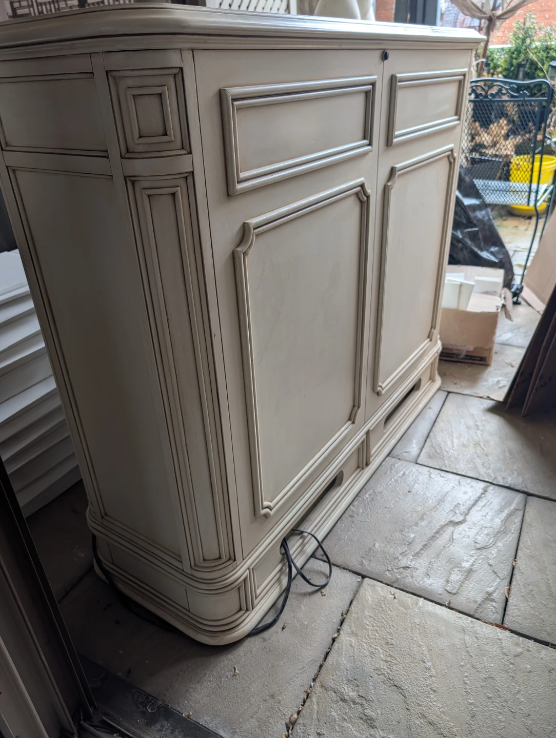 Fancy TV Lifting Cabinet