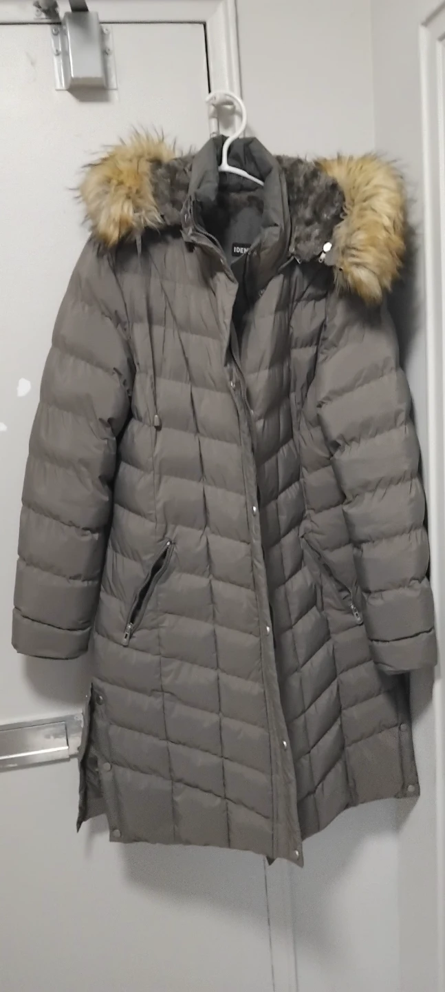 Winter coat Identity Women's Puffer Coat