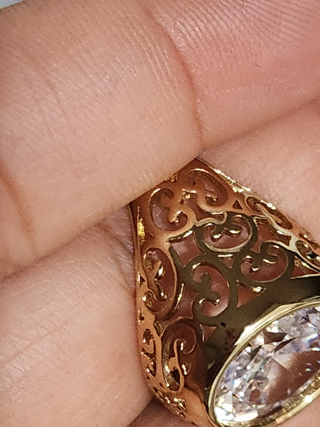 Gold-Tone Filigree Ring with Large Faceted Stone - photo 3