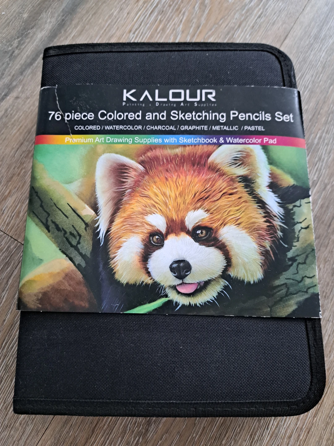 KALOUR 76 piece Colored and 2 libretas.