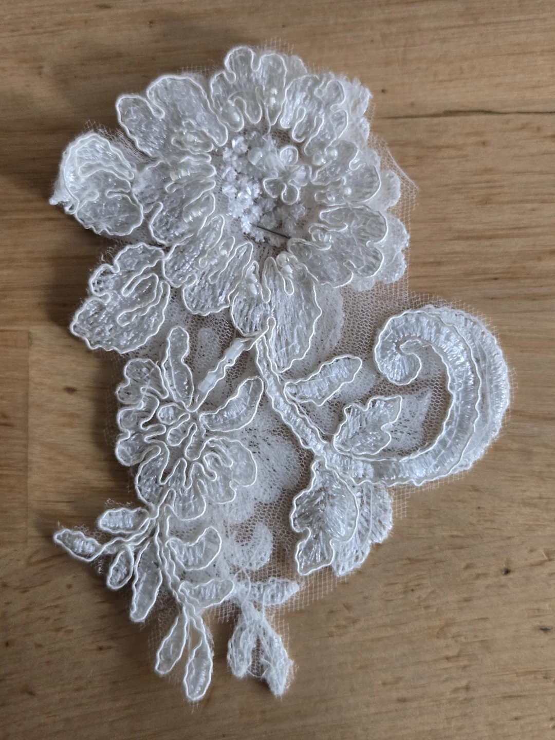 Ivory  Lace Applique with Beads - photo 4