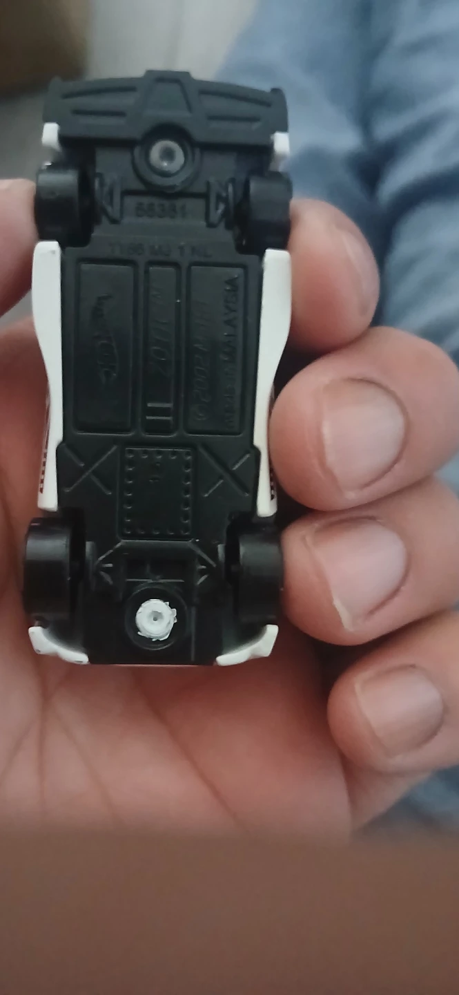 Hot Wheels White & Black Tribal Design Toy Car - photo 4