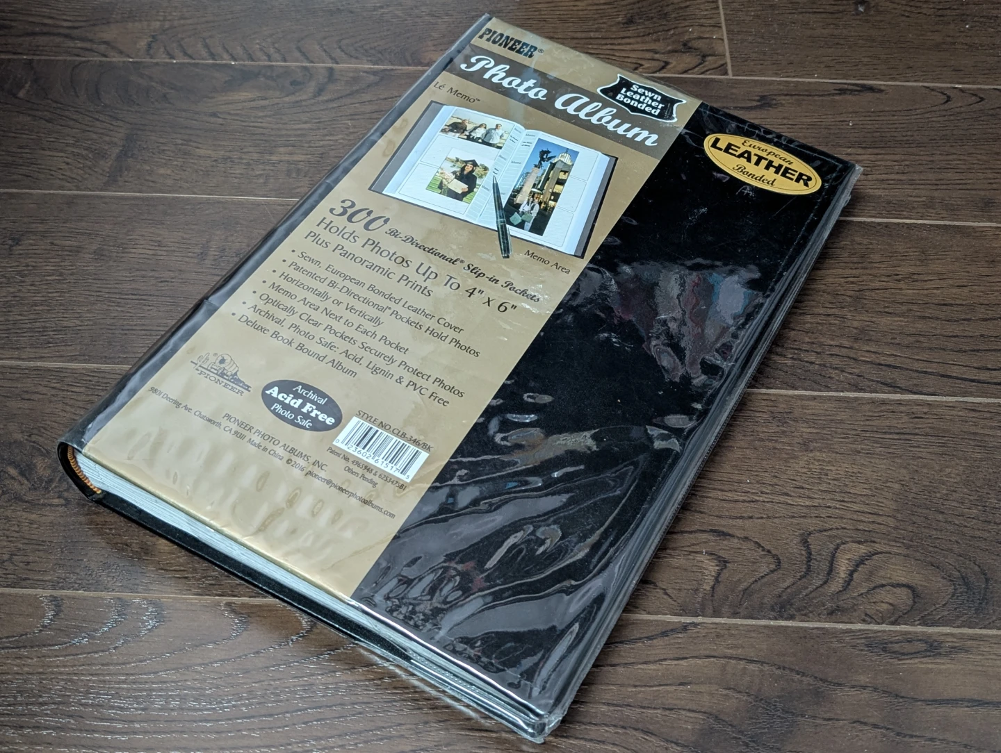 Pioneer Photo Album - 300 Photos