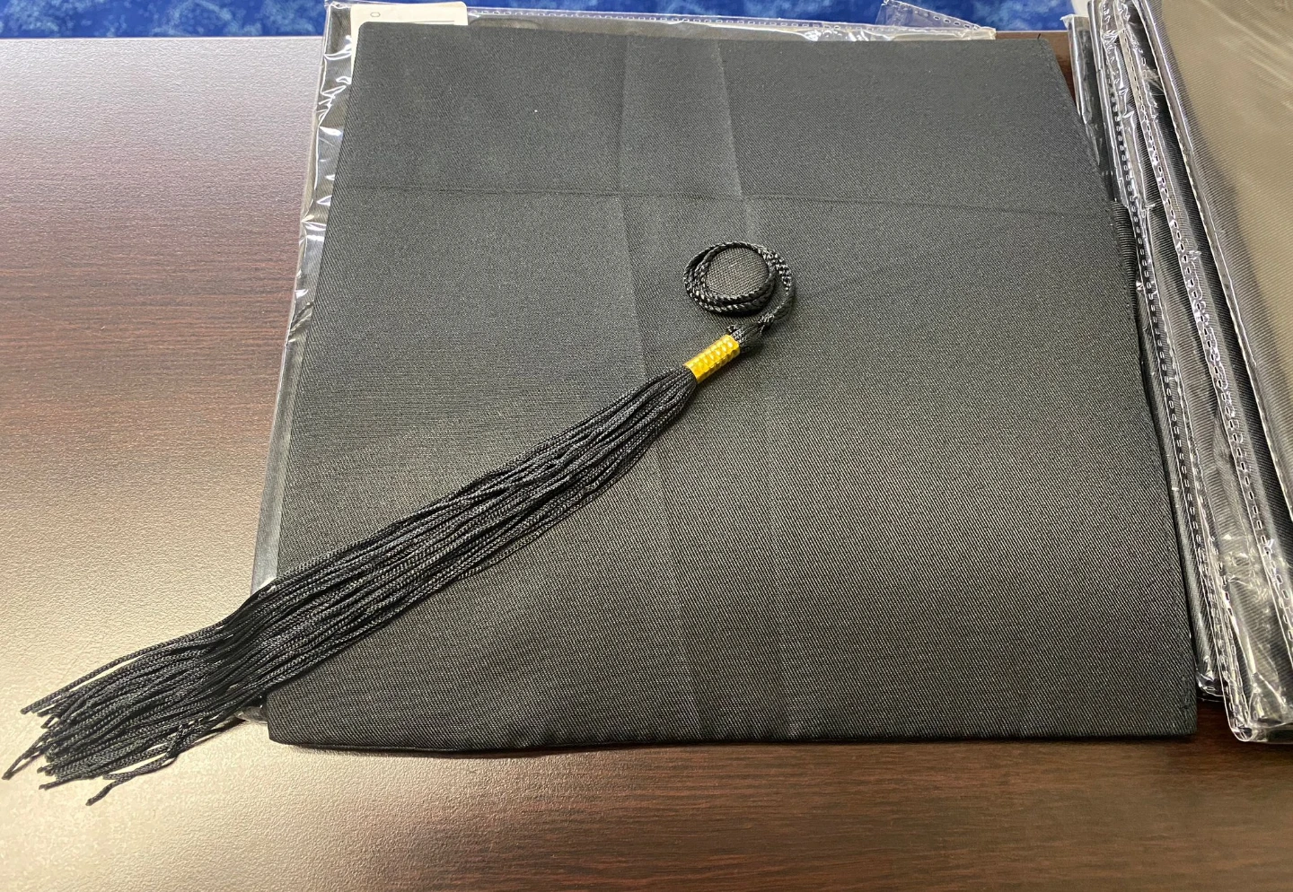 Black Graduation Cap with Tassel - photo 3