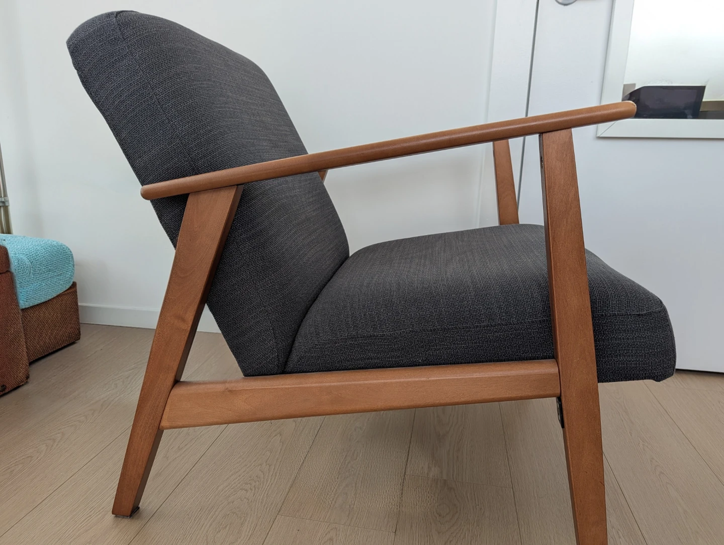 IKEA Ekanaset Lounge Chair