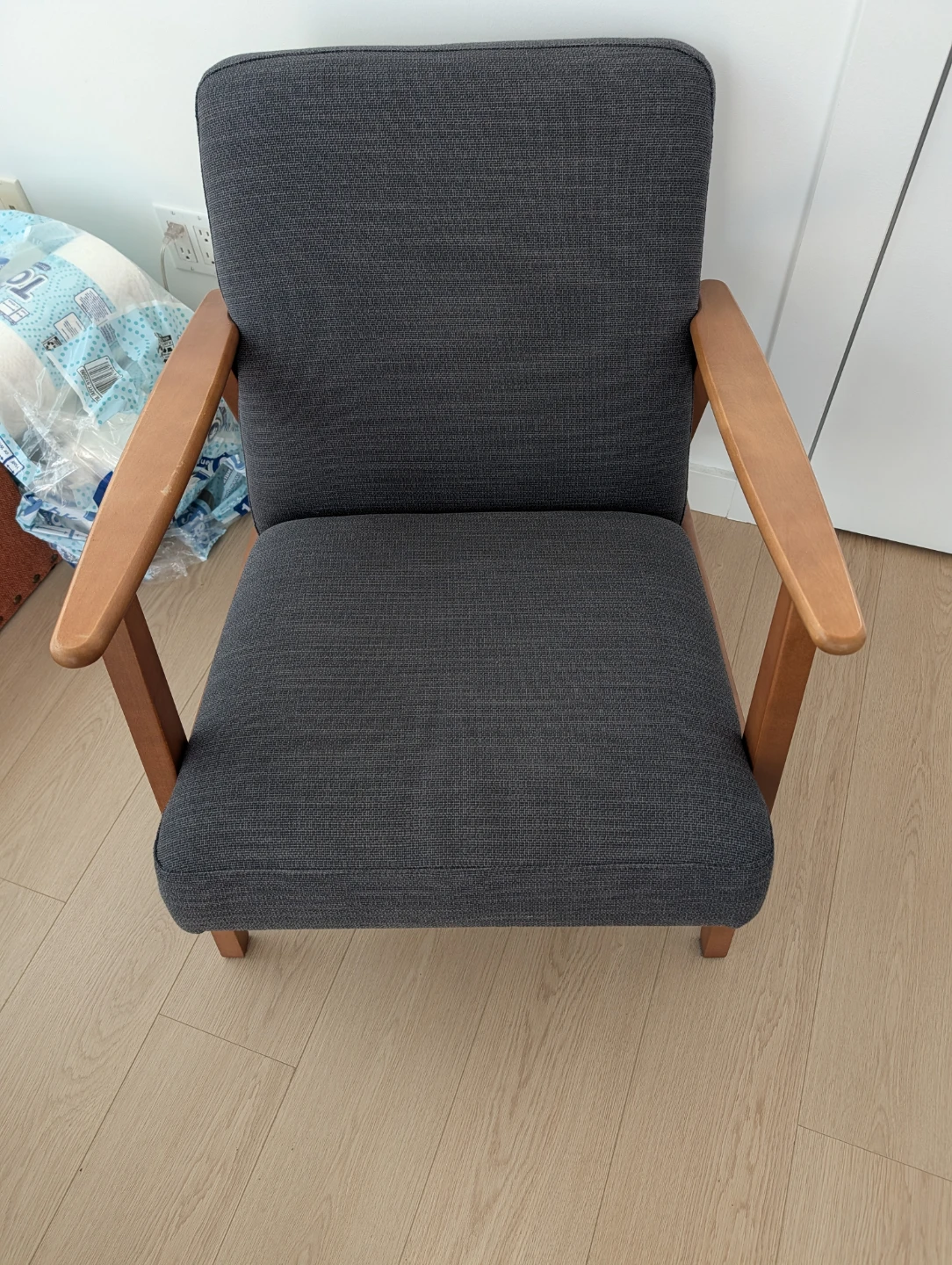 IKEA Ekanaset Lounge Chair - photo 3