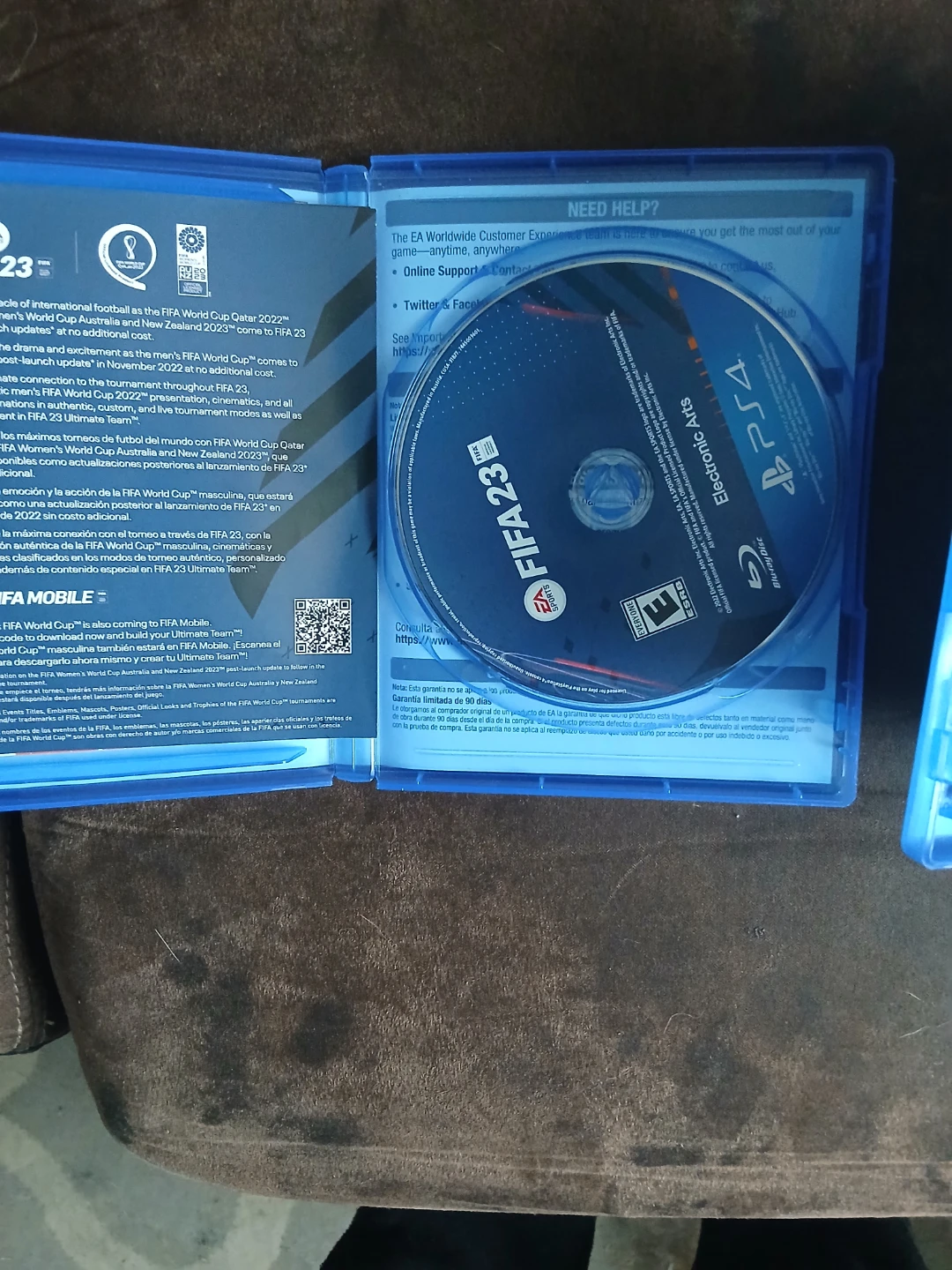 PlayStation 4 Games: FIFA 23 and NHL 22 ps4 controller clear - photo 3