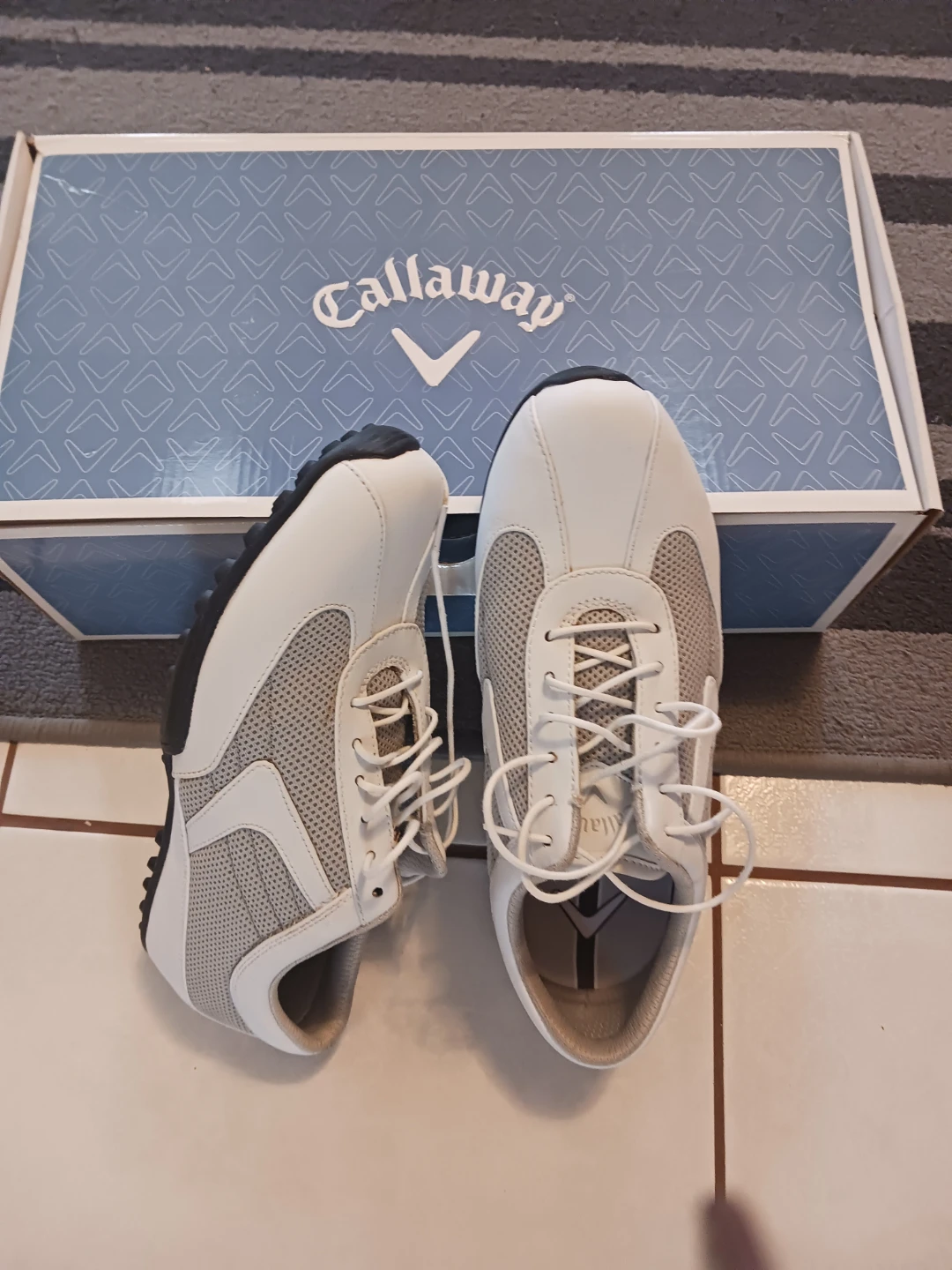 White & Pink Adidas Golf Shoes with Box - photo 4