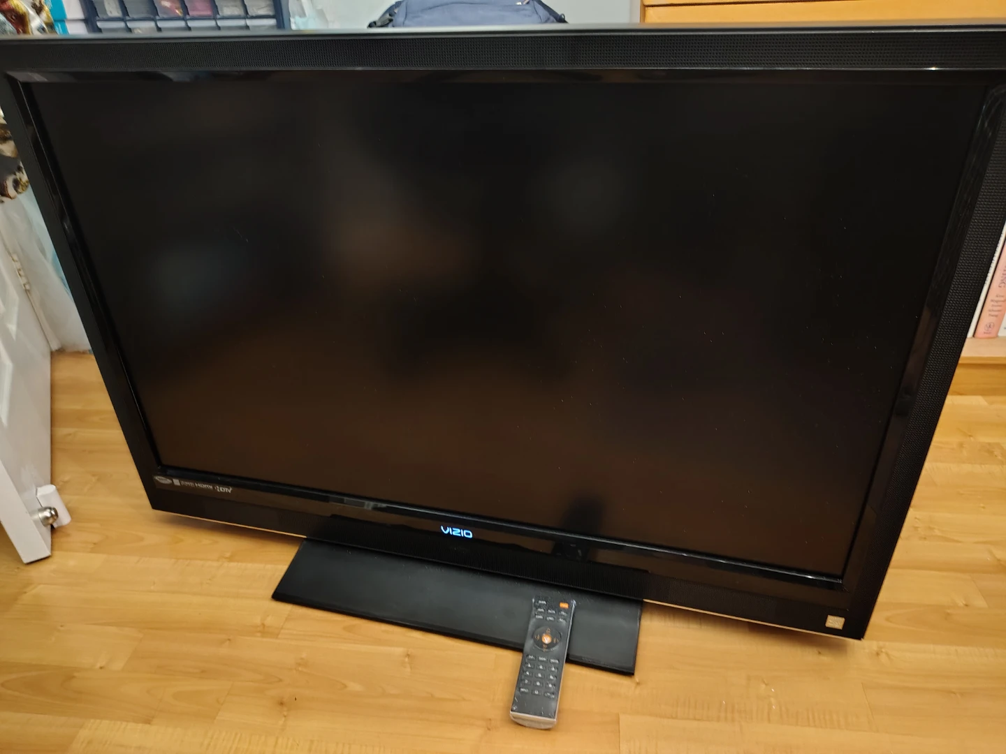 VIZIO 42" HDTV no backlight, need repair