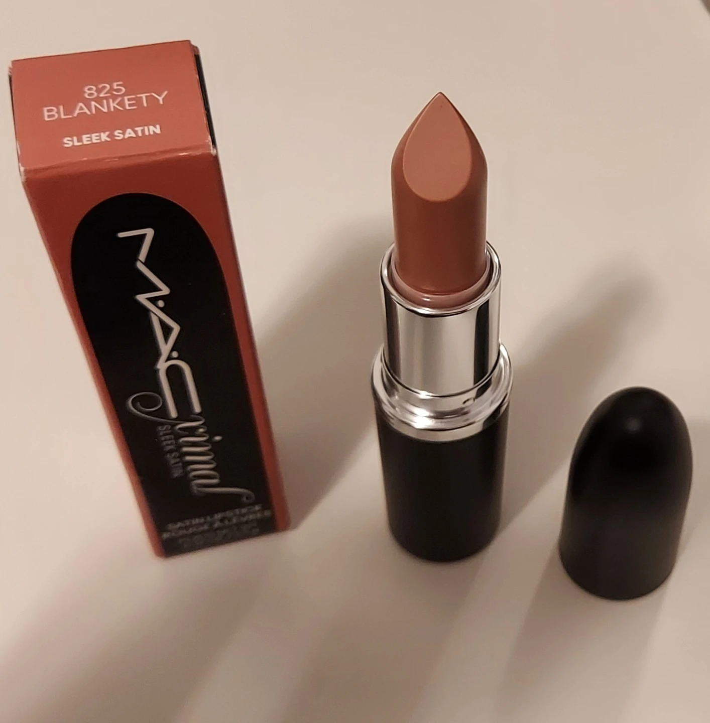 MAC Lipstick - Cool Teddy, Burning Love, Blankety - photo 2