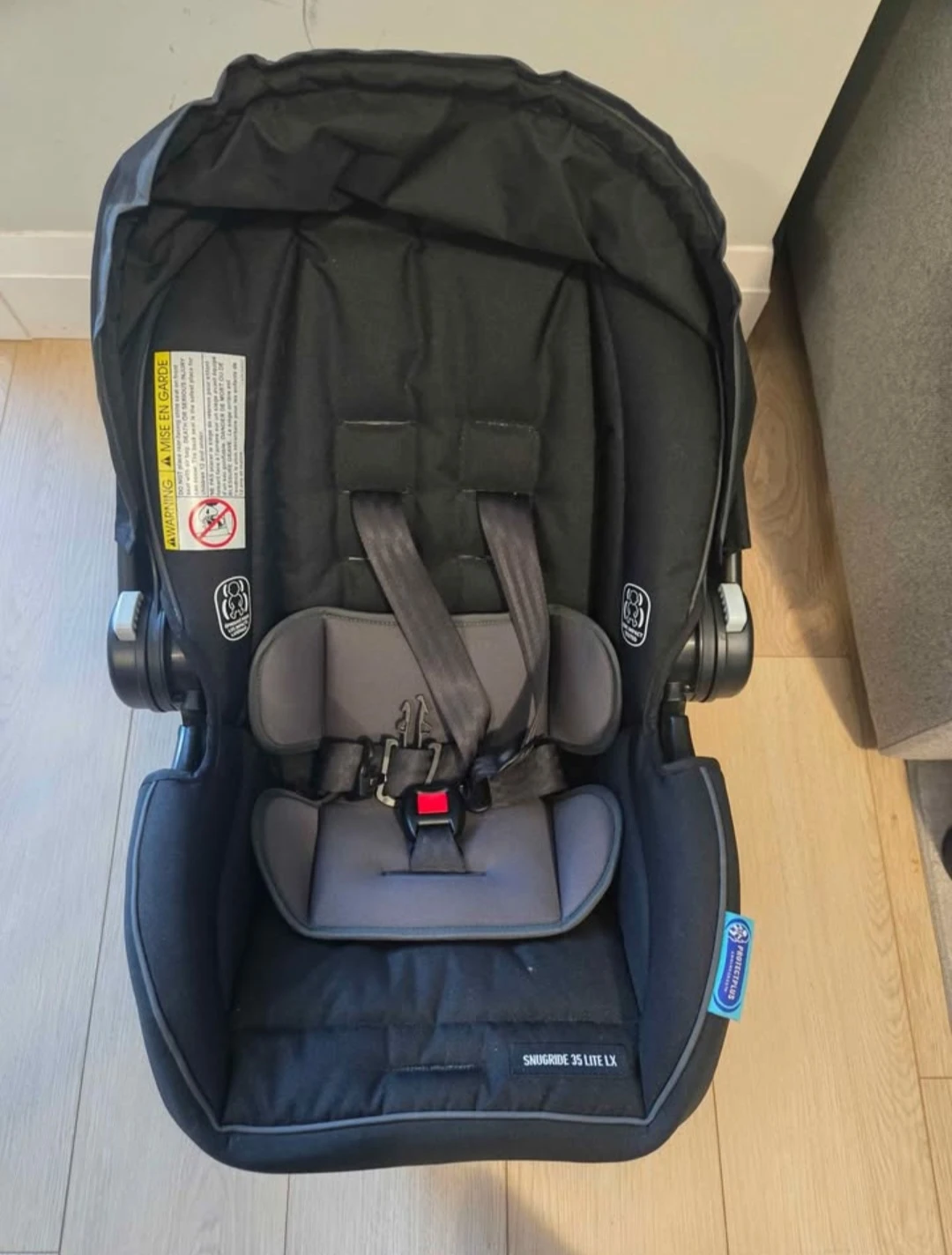 Graco SnugRide 35 Lite LX Infant Car Seat