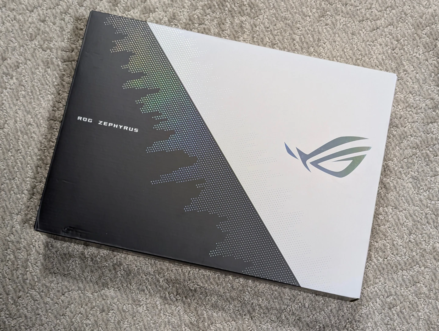 ASUS ROG Zephyrus Laptop with Bag - photo 4