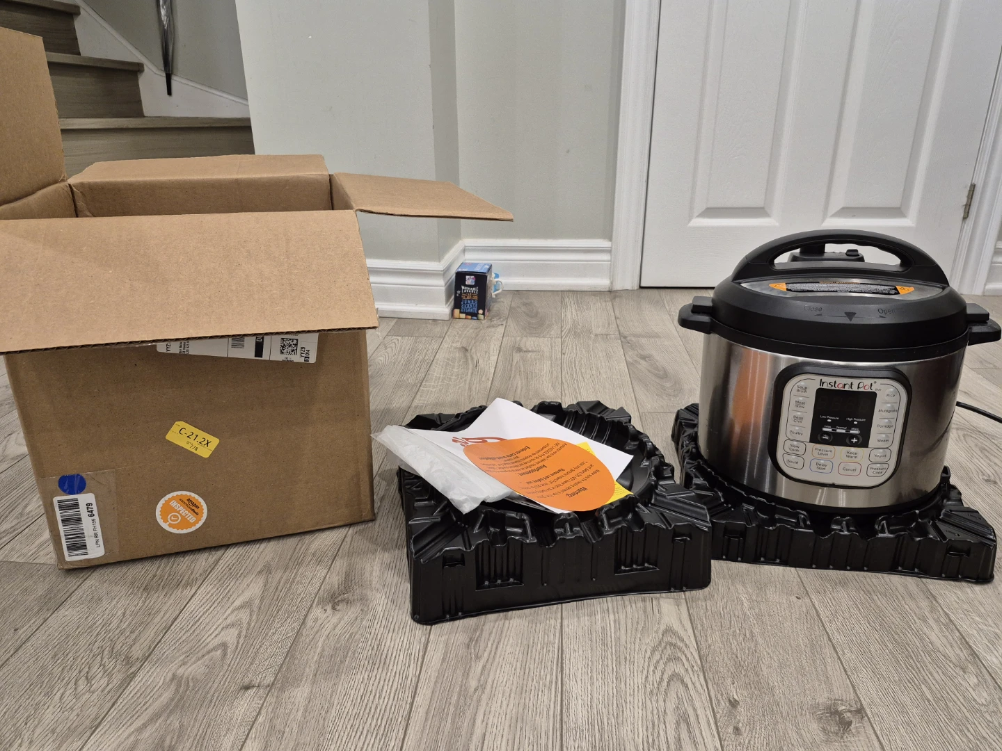Instant Pot Duo 7-in-1 Electric Pressure Cooker