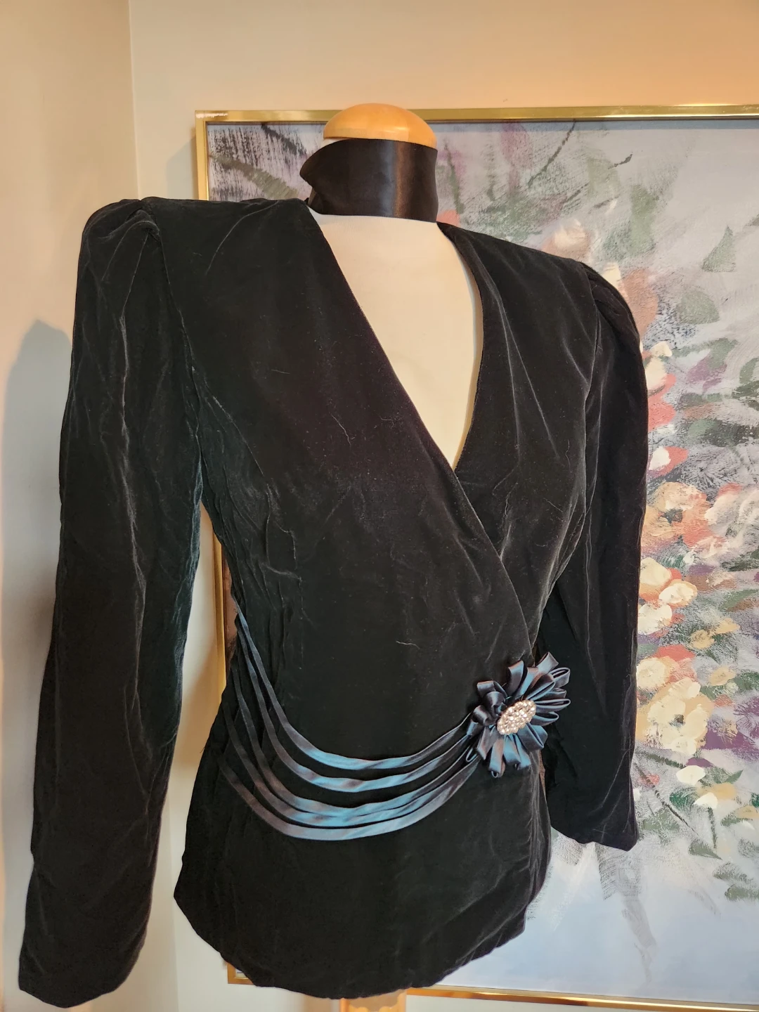 Elegant MIDNIGHT GREEN velvet Blazer with Embellishment - photo 5