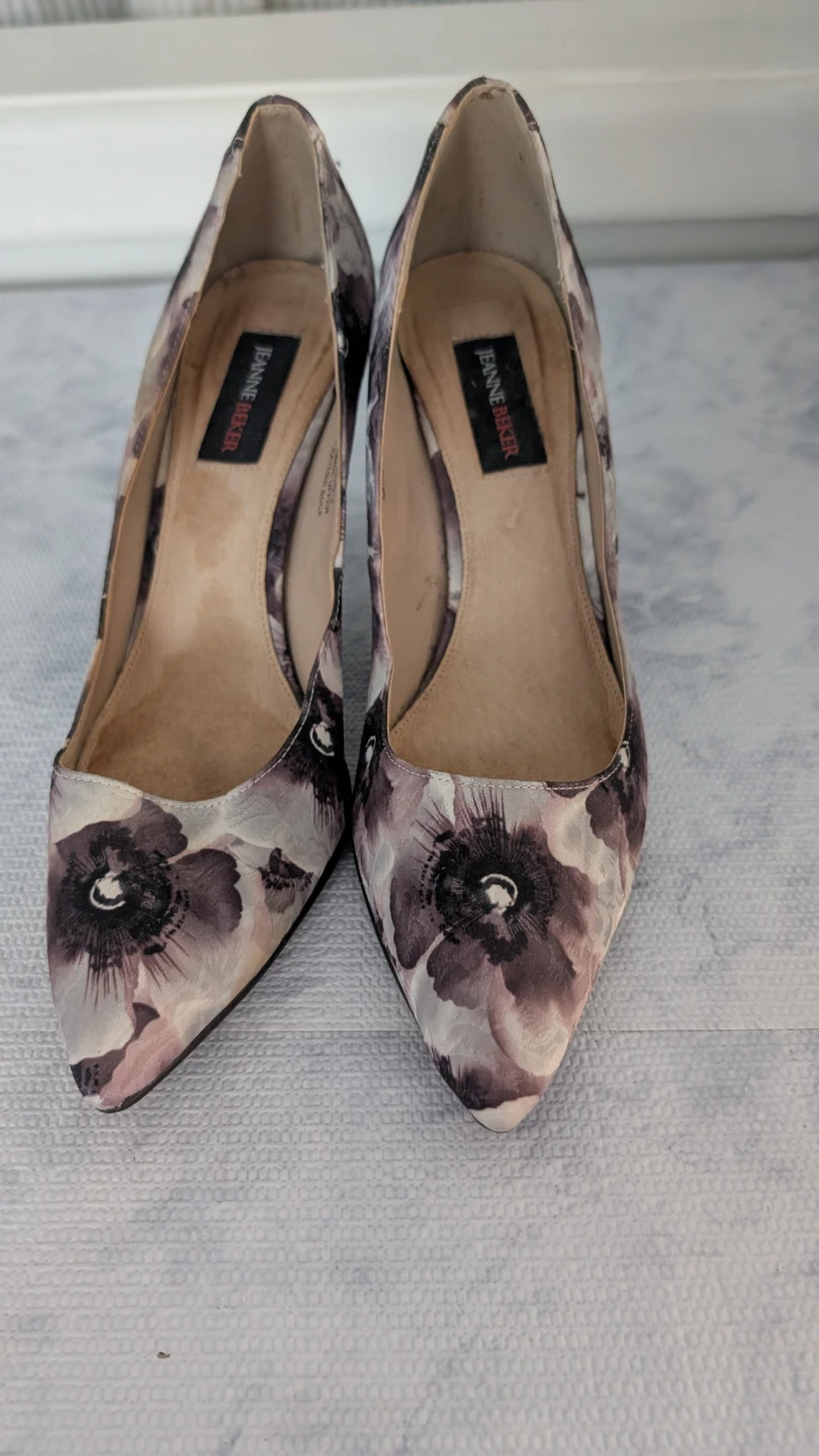 Jeanne Pierre Women's Floral Pointed Toe Heels - photo 2