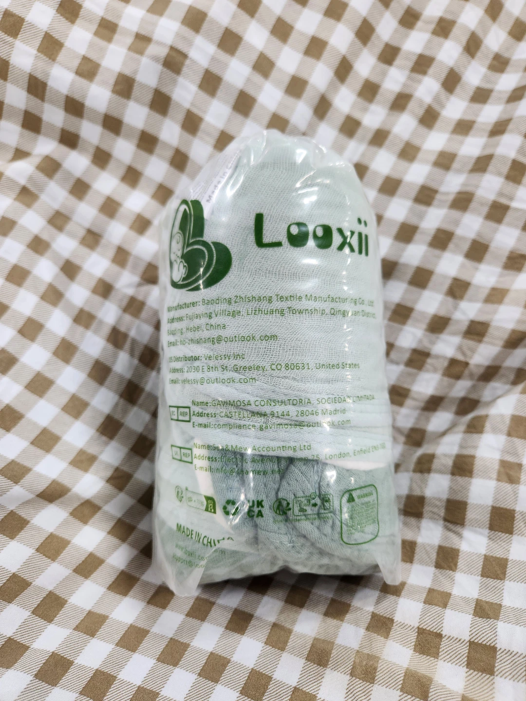 BNIB Looxii Muslin Burp Cloths - 6 Pack
