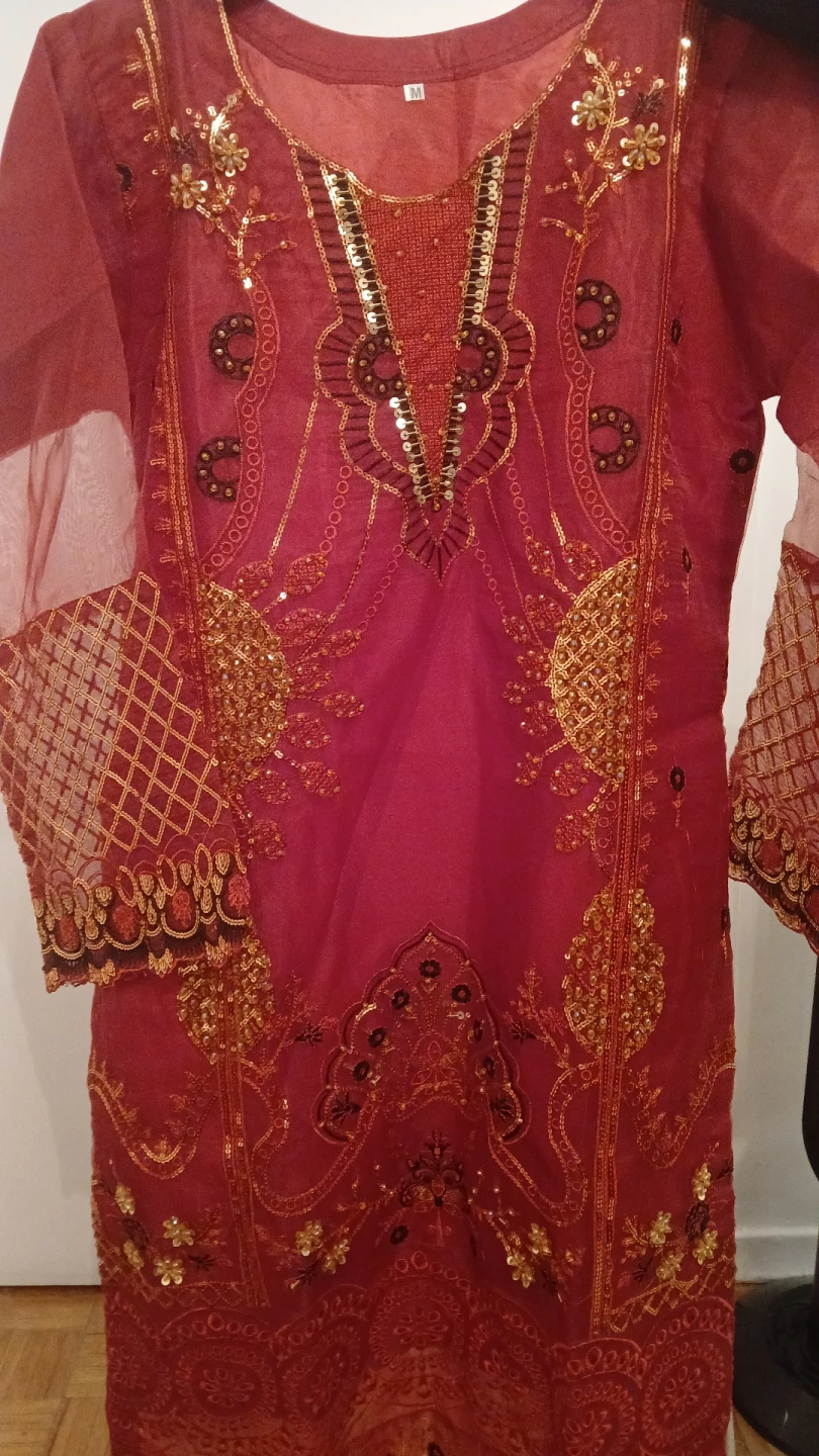 Red Embroidered Salwar Kameez with Dupatta - Size M - photo 4