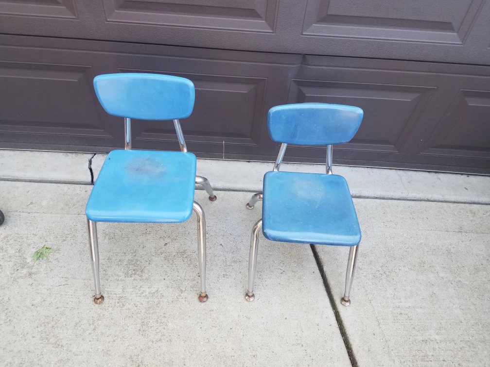 Set of 2 Blue Children's School Chairs