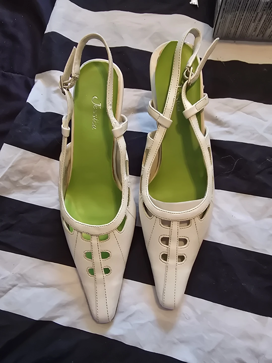 Jessica Simpson White Slingback Heels - Size 7.5