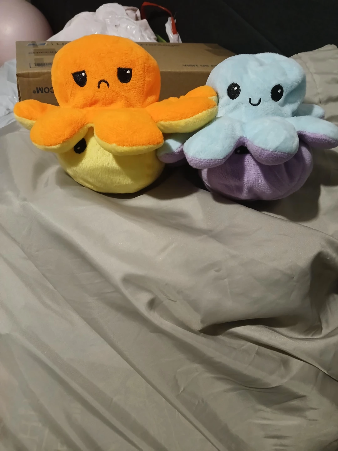 2 Reversible Octopus Plush Toys - photo 3