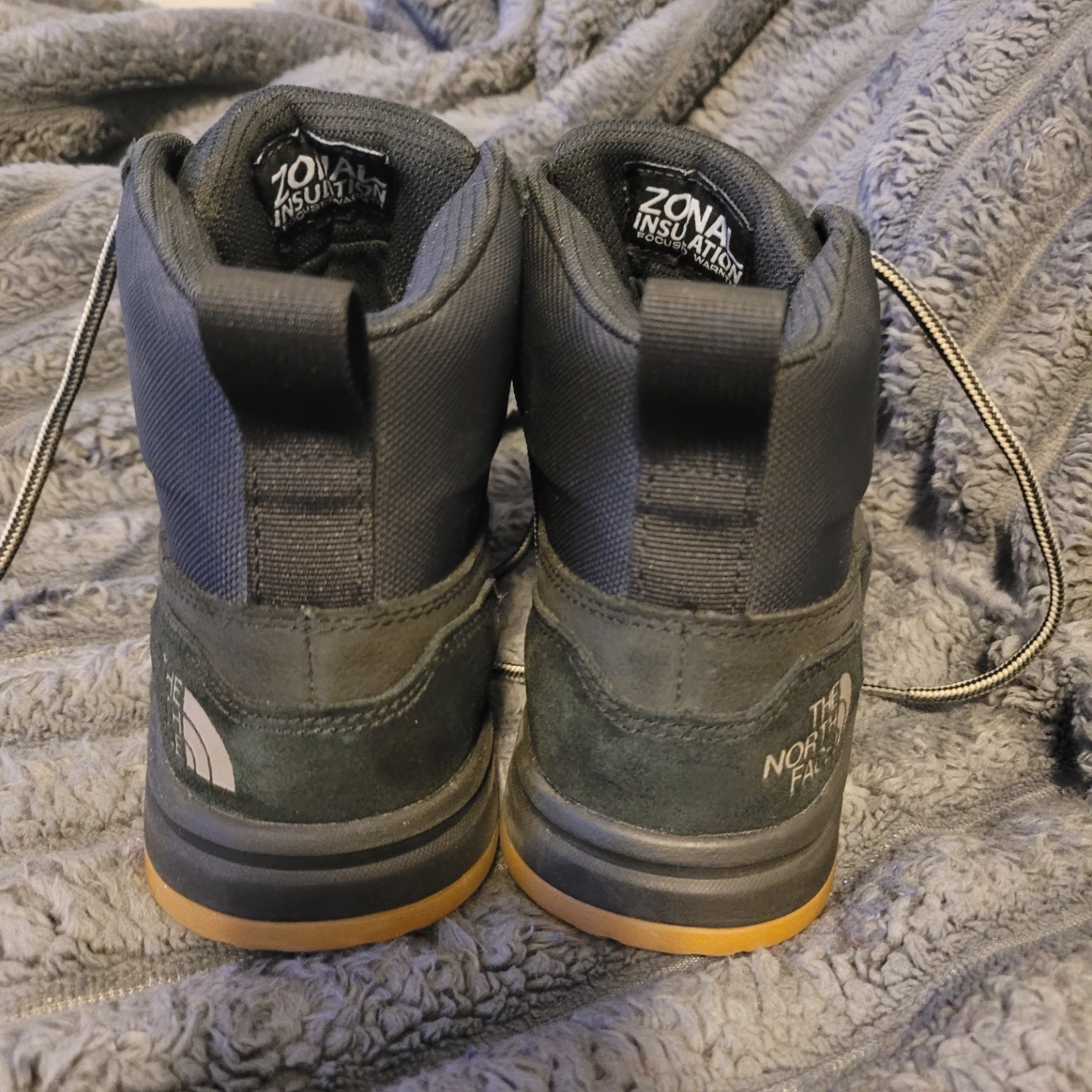 North Face Waterproof Hiking Boots - Size M7 or 8W - photo 2