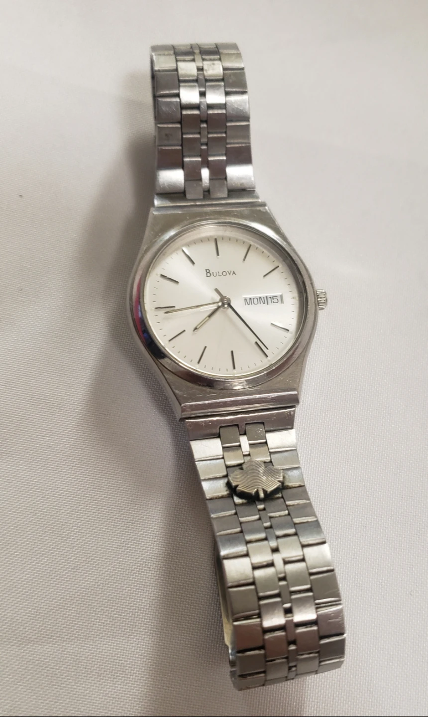 Like new Bulova Swiss Wach 7inch