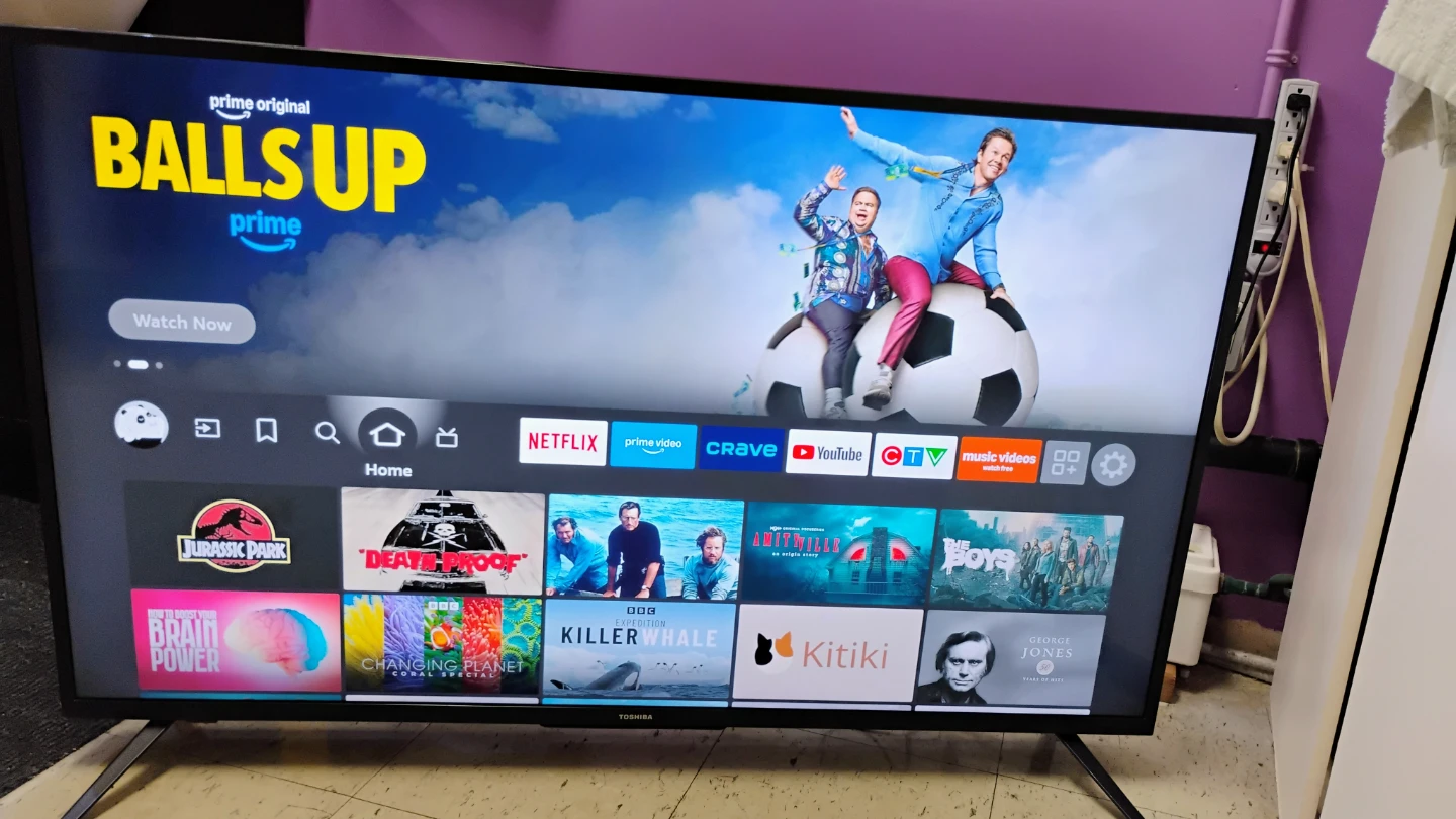 Toshiba 50" 4K UHD Smart TV - 50LF621C21 - photo 4
