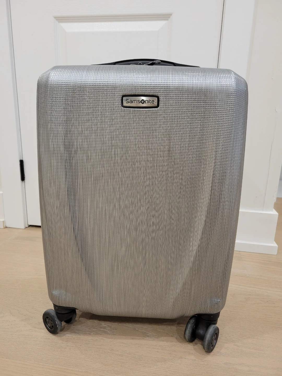 Samsonite Spinner Luggage - Silver - photo 3