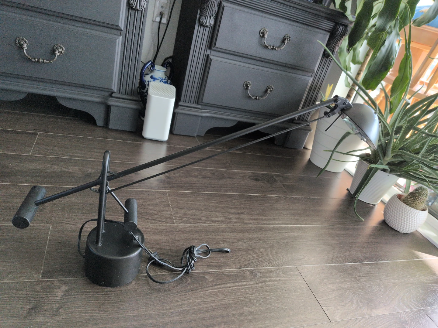 Black Adjustable Desk Lamp