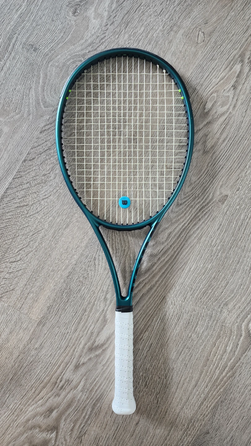 Wilson blade v9 98 16x19 L0