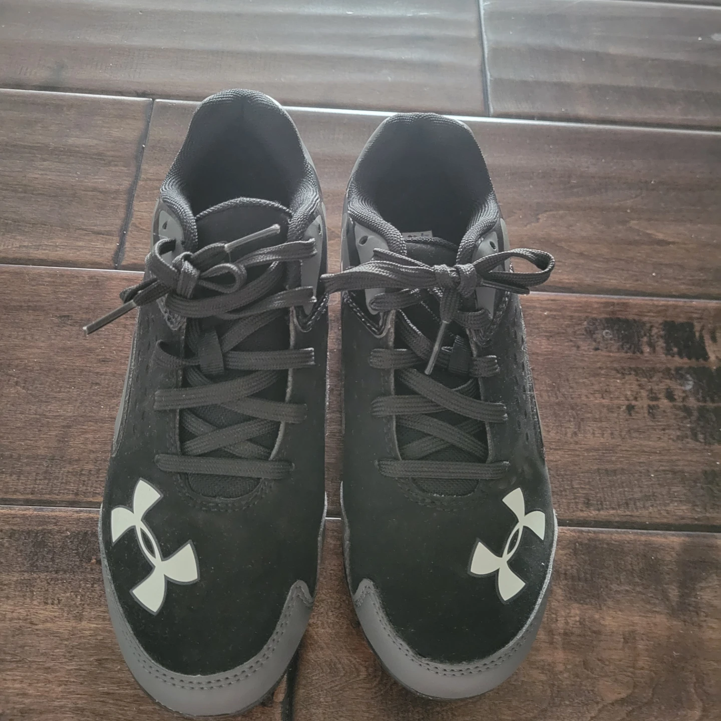 Under Armour Black Baseball Cleats