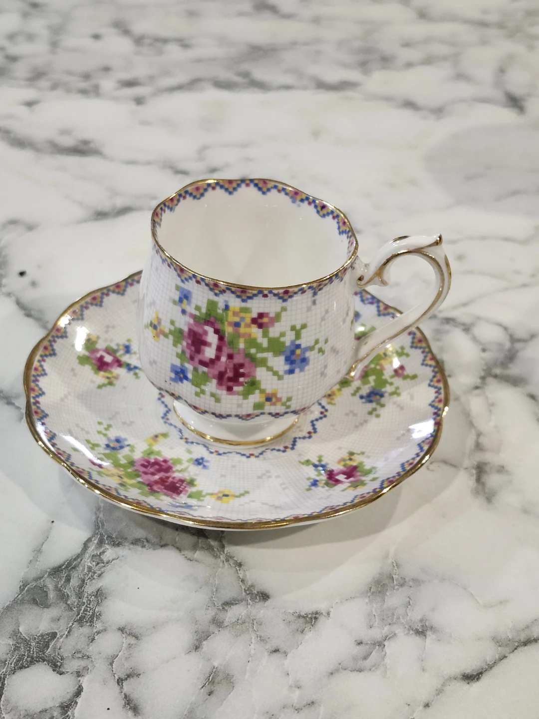Petit Point Royal Doulton Accessory Dishes - photo 2