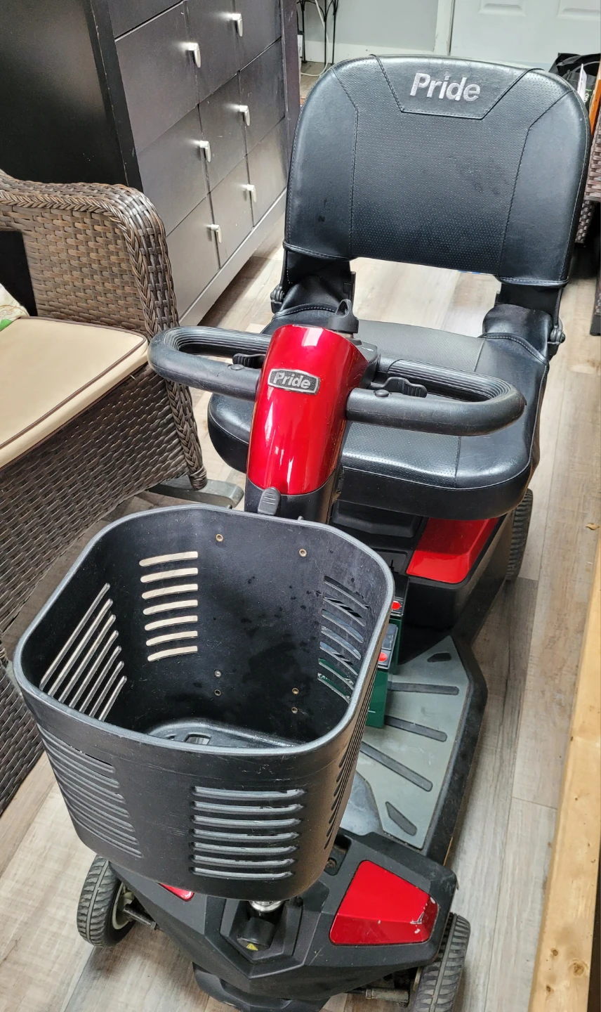 Pride Victory 10.2 Scooter 3 Wheel - photo 2