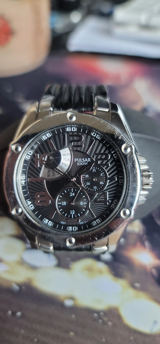 Pulsar 100M Multi Dial