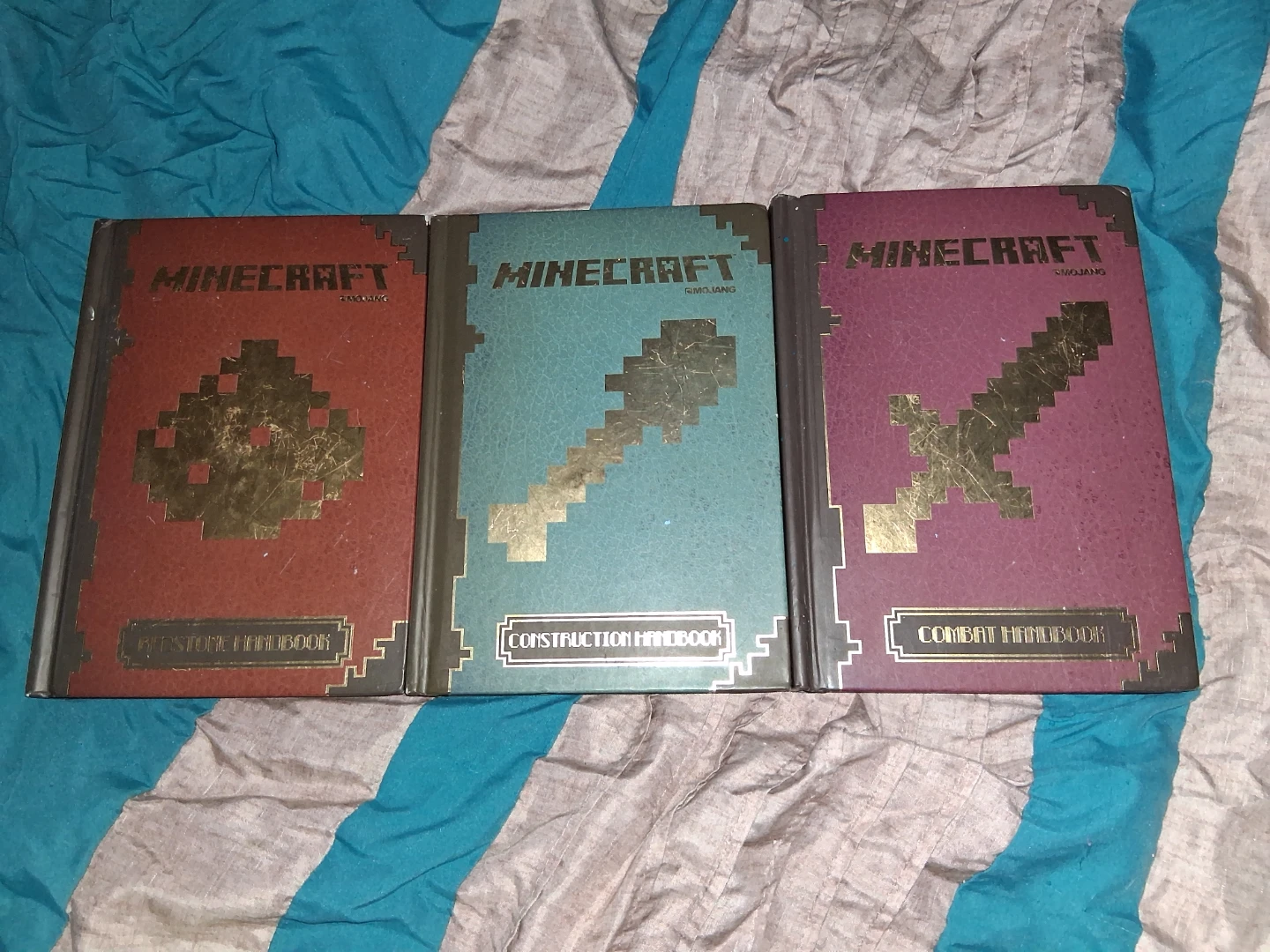 Minecraft Handbooks - Redstone, Construction & Combat - photo 2