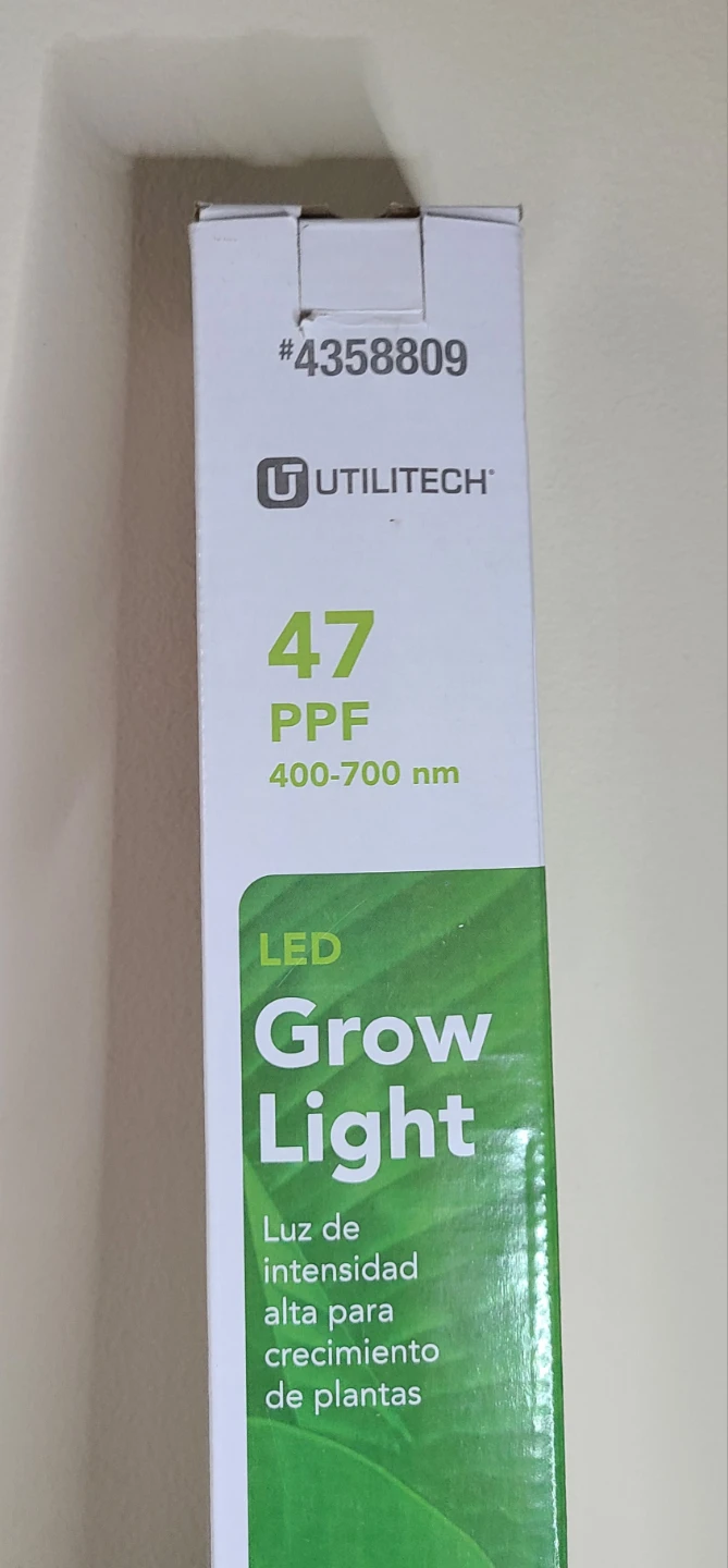 *NEW* Grow Lamp / Light LED 4 Ft for Plants - photo 4