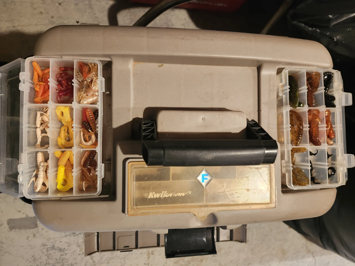 Fishing tackle box with lures - photo 2