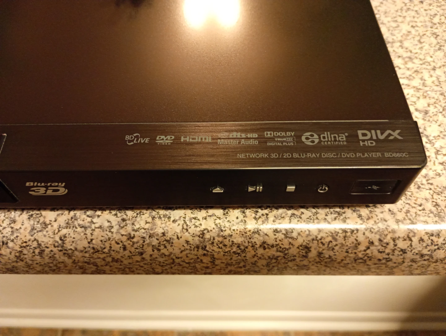 LG Blu-ray 3D Disc Player BD660C