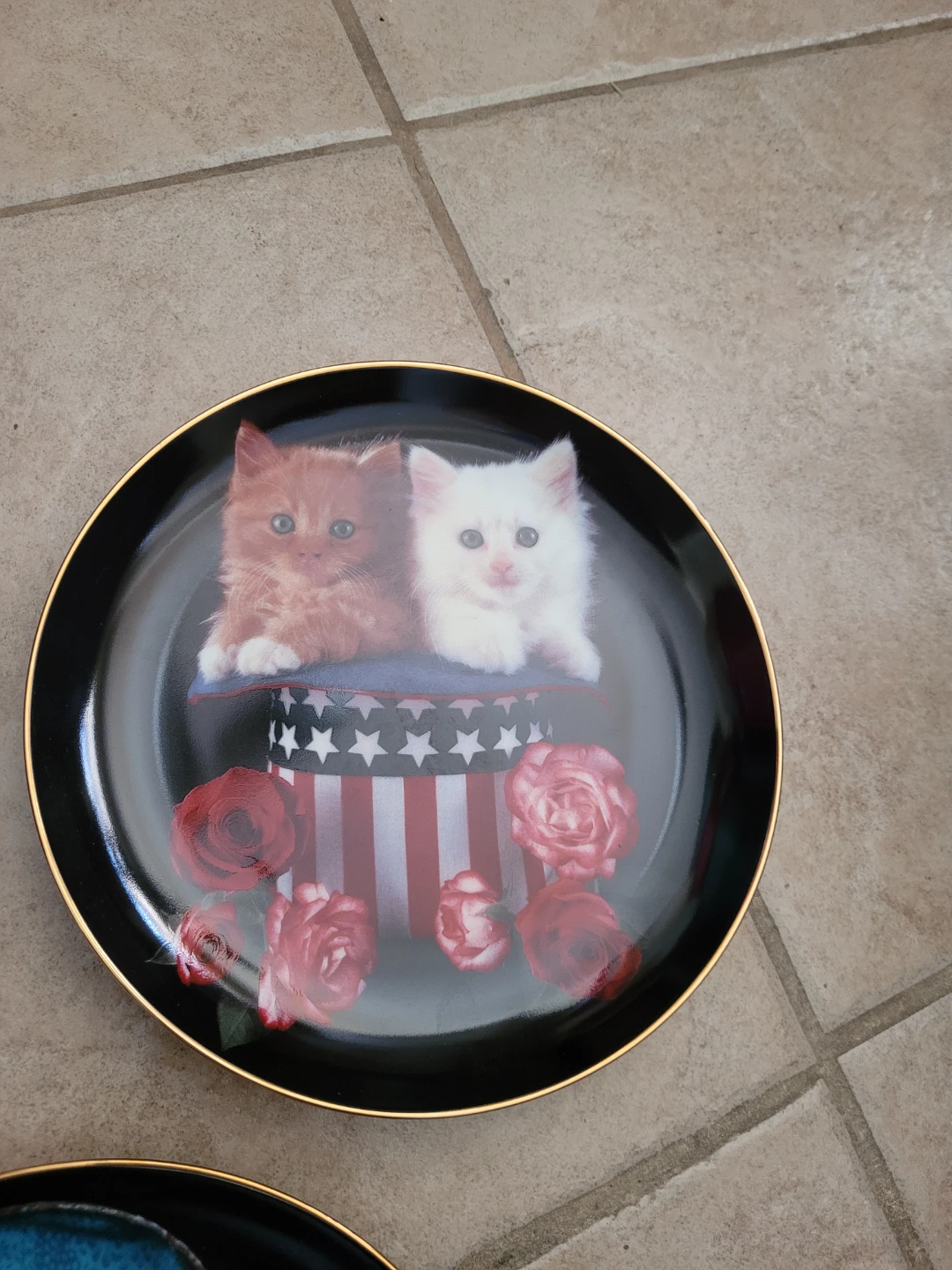 Collection of Decorative Kitten Plates - photo 4