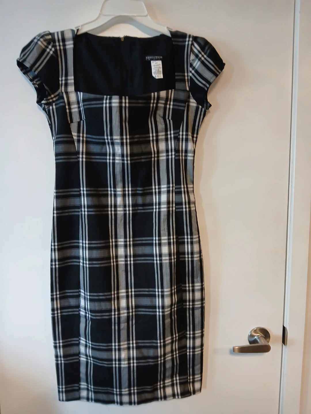 Jessie Plaid Dress & Seduction Black Plaid. Both Small. $12 EA. - photo 3