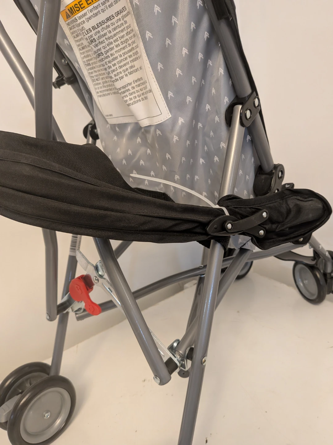 Lightweight Umbrella Stroller with Cover Shader - photo 3