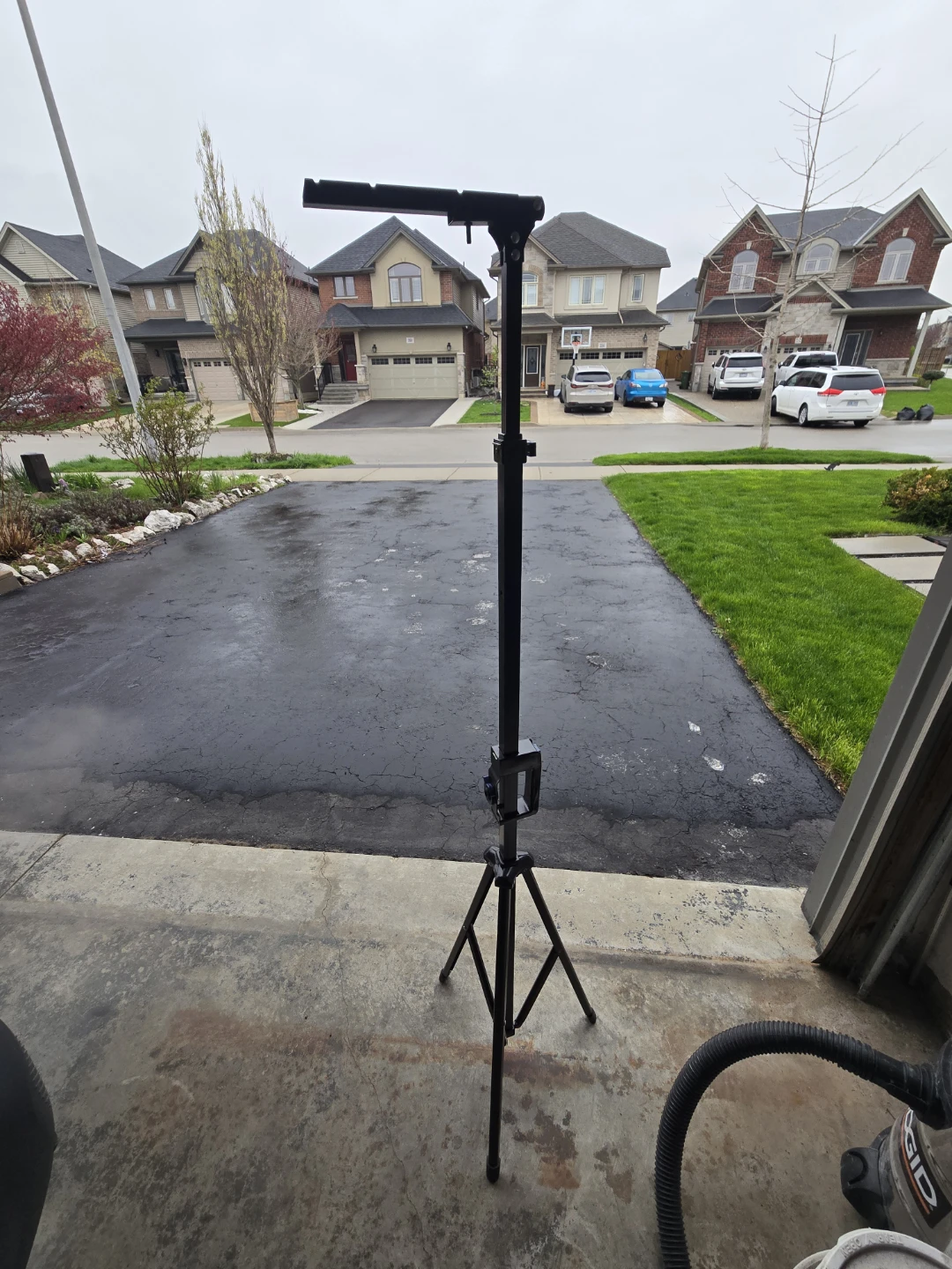 Black Adjustable Light Stand with Tripod Base