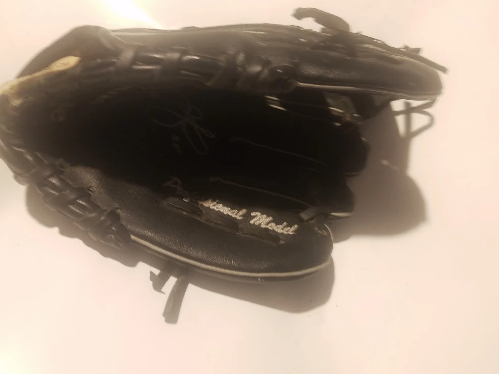 Louisville Slugger Jason Giambi Professional Baseball Glove - photo 4