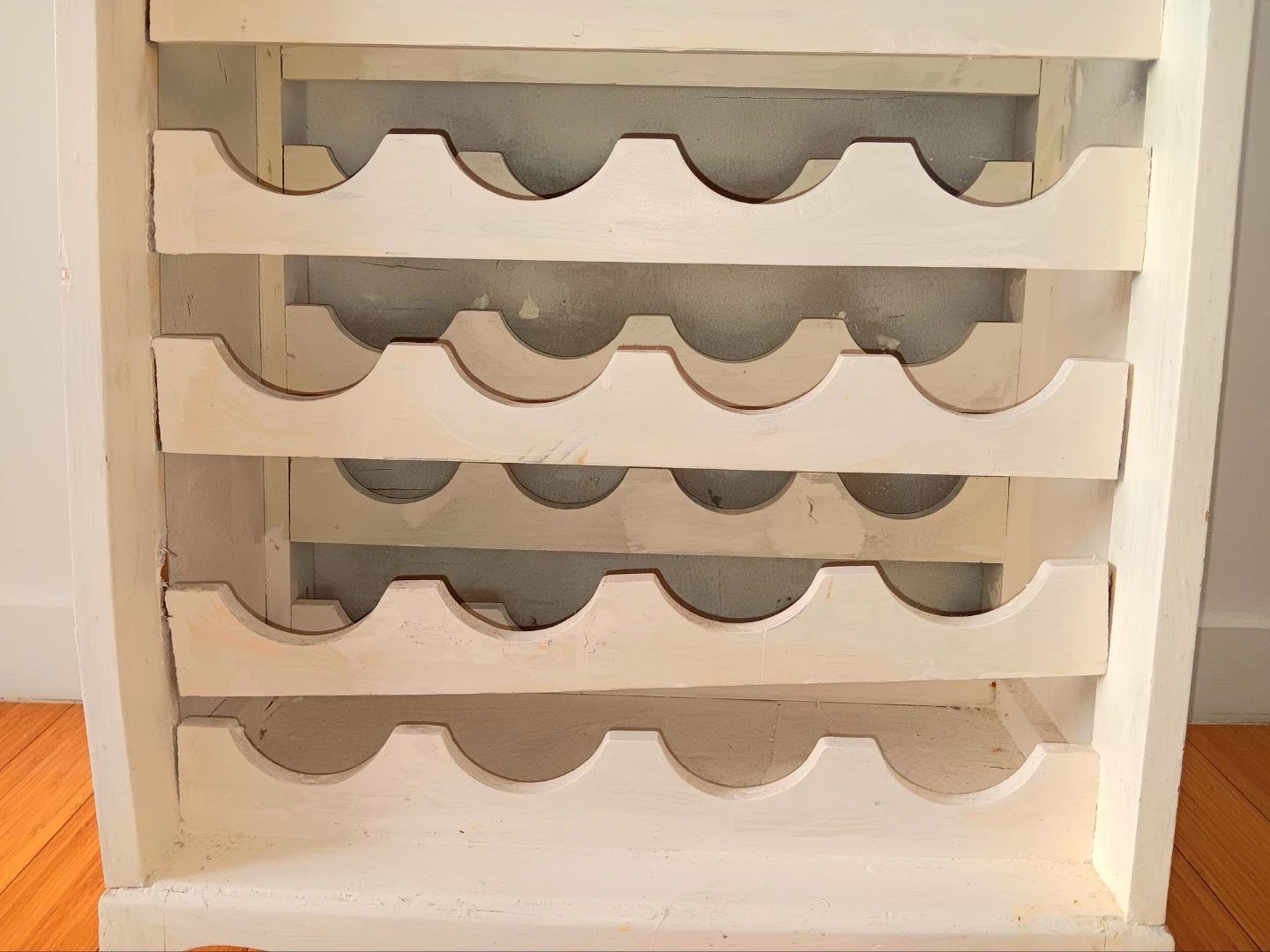Vintage Wooden Wine Rack Cabinet with Decorative Tile Top - photo 4