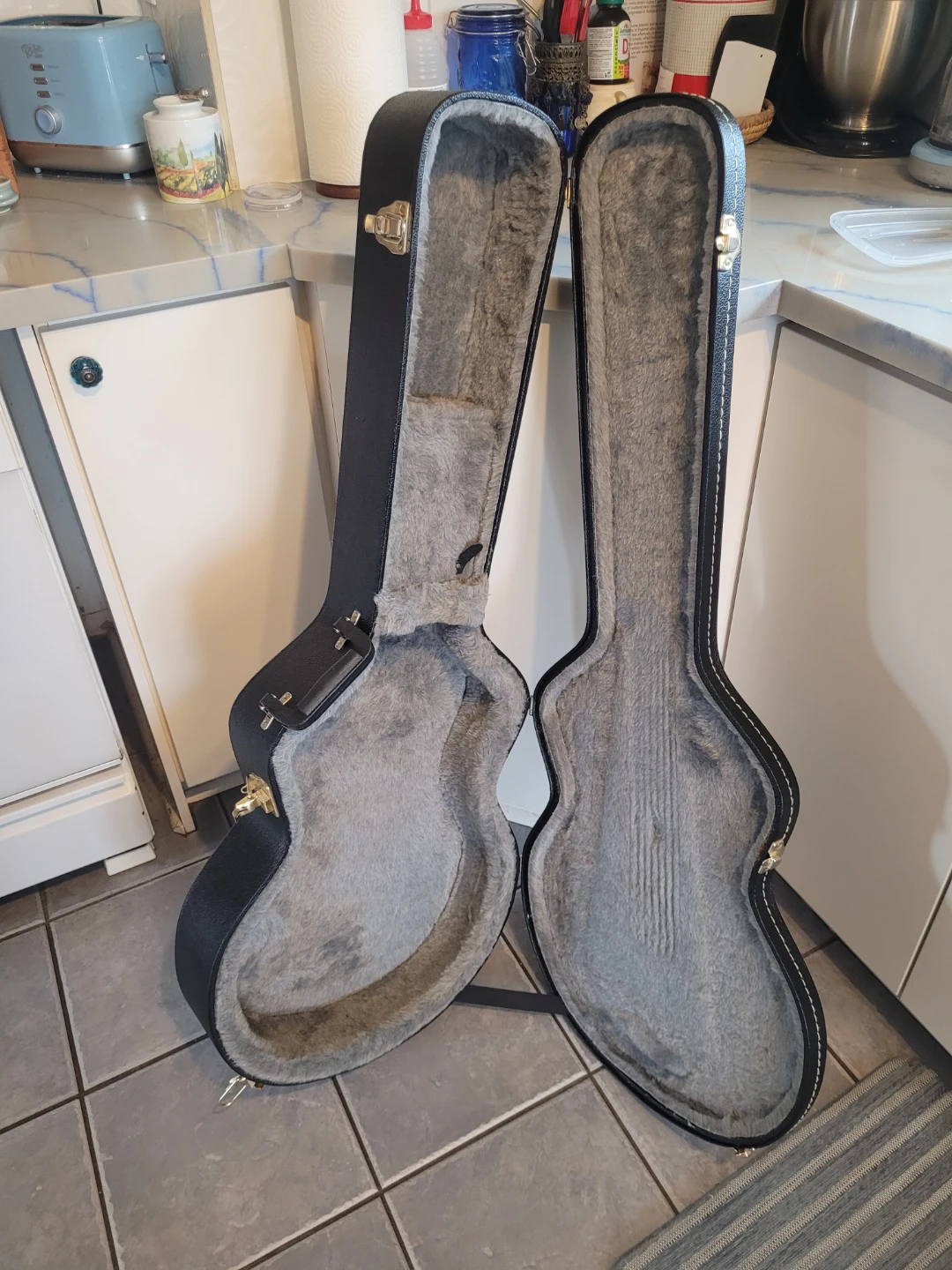 Black Hardshell Guitar Case YAC-6HA - photo 3